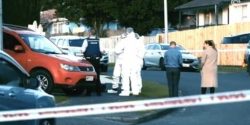 Restos mortais de duas crianças são encontrados em malas leiloadas na Nova Zelândia
